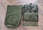 Jas, voering en plunjezak uit 1970, Verzamelen, Militaria | Algemeen, Ophalen of Verzenden, Landmacht, Nederland, Kleding of Schoenen