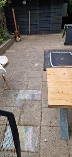 Tuintegels - Gratis af te halen zondag 18 mei a.s., Tuin en Terras, Tegels en Klinkers, Ophalen, Gebruikt, 10 m² of meer, Beton