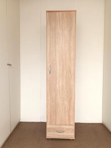 Handige kledingkast 1-deurs met lade en legplanken 186x42x51 beschikbaar voor biedingen