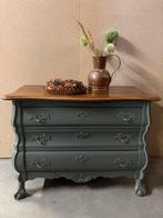 Brocante buikkast / ladekast, Ophalen, Studio Larilo, Eikenhout, Zo goed als nieuw