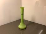 Limoengroene vaas Hakbijl Glas, Overige kleuren, Ophalen of Verzenden, Minder dan 50 cm, Glas