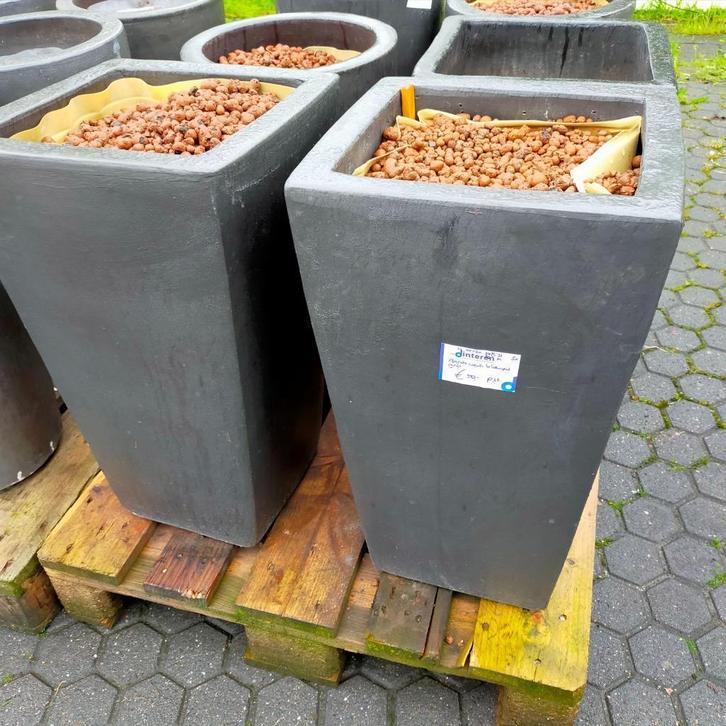 Aardewerk bloempot rond - hoogte 59-61cm NU 25% korting, Tuin en Terras, Bloempotten, Gebruikt, Steen, Binnen, Balkon, Tuin, Minder dan 40 cm