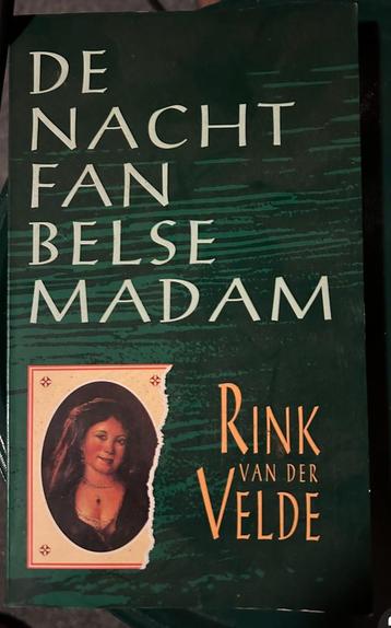 De nacht fan belse madam beschikbaar voor biedingen