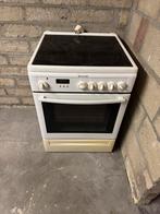 Inductie fornuis met oven, Witgoed en Apparatuur, Ophalen, 4 kookzones, Zo goed als nieuw, Inductie