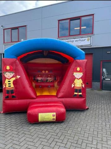 TE HUUR brandweer springkussen  beschikbaar voor biedingen