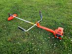 Husqvarna 235R bosmaaier | met maaimes | Goedwerkend 235 R, Tuin en Terras, Bosmaaiers, Benzine, Gebruikt, 235 R kantenmaaier Bosmaaier