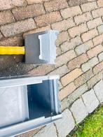 Gebruikte lijm verdeelbak met schep, Ophalen of Verzenden, Gebruikt