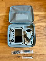 DJI Mini 3 Pro + Smart Controller - Nieuwstaat!, Cameradrone, Ophalen of Verzenden, Zo goed als nieuw, DJI