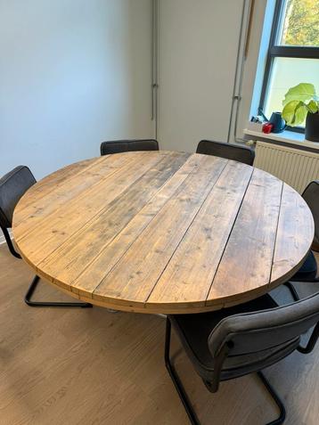 Eettafel rond steigerhout met buisframe 160cm excl. stoelen beschikbaar voor biedingen