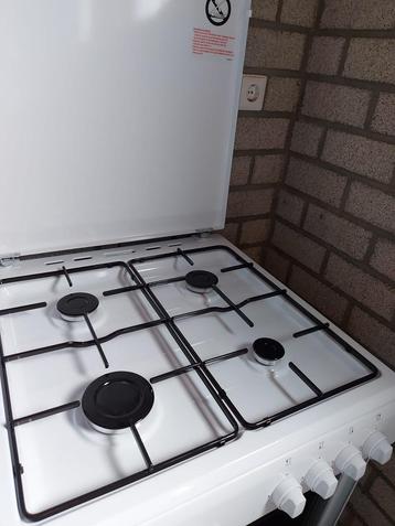 Etna gasfornuis met elektrische oven Nieuw !!! beschikbaar voor biedingen