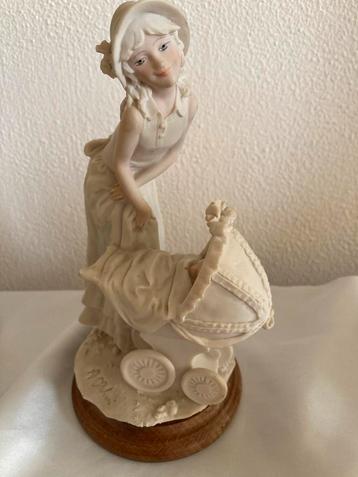 Capodimonte Belcari Moeder met Baby beschikbaar voor biedingen