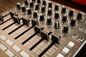 Novation Launch Control XL – Great Condition – Lightly Used beschikbaar voor biedingen