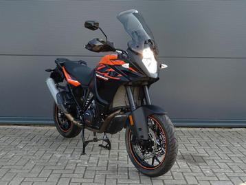 KTM 1090 ADVENTURE 2018 nette staat weinig kilometers REMUS beschikbaar voor biedingen