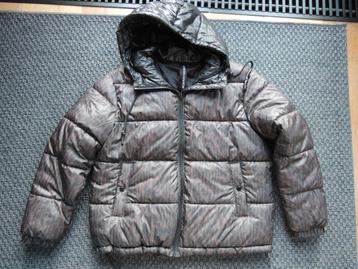 Mooie vrijwel nieuwe winterjas Gerry Weber maat 38 beschikbaar voor biedingen