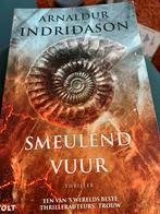Smeulend vuur / Arnaldur Indridason Scandinavische thriller, Gelezen, Arnaldur Indridason, Ophalen of Verzenden, Scandinavië