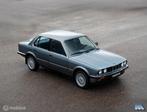 BMW E30 3-serie 320i l Handbak! l 6 cilinder l Roestvrij, Auto's, Gebruikt, 10 km/l, Bedrijf, Handgeschakeld