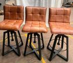 Drie leren barkrukken draaibaar met zwart stalen onderstel, Huis en Inrichting, Barkrukken, Ophalen, 60 tot 90 cm, Zo goed als nieuw