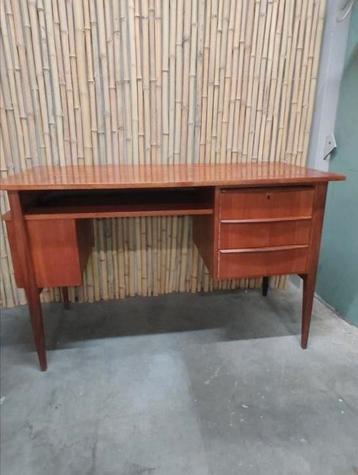 Bureau beschikbaar voor biedingen