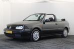 Volkswagen GOLF Cabriolet 1.8 Trendline (bj 1999), Auto's, Oldtimers, Voorwielaandrijving, Stof, Zwart, Cabriolet