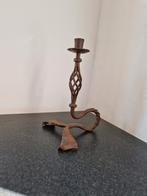 Vintage brutalistische kandelaar mooie vormen!, Ophalen of Verzenden, Zo goed als nieuw, Overige materialen, Minder dan 25 cm