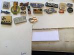 18 pins televisiezenders, Verzamelen, Speldjes, Pins en Buttons, Ophalen of Verzenden