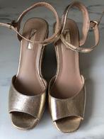 Primark gouden schoenen 39  6., Primark, Sandalen of Muiltjes, Zo goed als nieuw, Verzenden