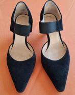 Mooie Italiaanse suede schoentjes - maat 38,5, Ophalen of Verzenden, Zo goed als nieuw, Zwart