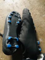 Voetbalschoenen maat 39, Sport en Fitness, Vechtsporten en Zelfverdediging, Ophalen, Overige, Maat XS of kleiner, Vechtsportschoenen