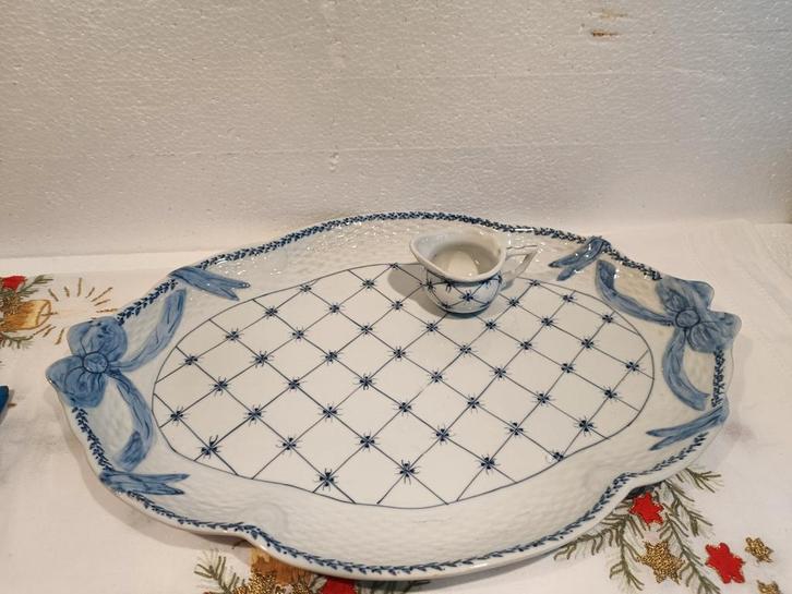Delftsblauwe Serveerschaal met Kannetje, Antiek en Kunst, Antiek | Schalen, Ophalen of Verzenden