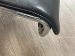 Cassina LC4 zwart ll bij TheReSales, 75 tot 100 cm, Ophalen of Verzenden, Zo goed als nieuw, Metaal