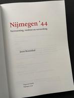 Nijmegen ’44, verwoesting, verdriet en verwerking - 2009, Boeken, Ophalen of Verzenden, Tweede Wereldoorlog, Zo goed als nieuw
