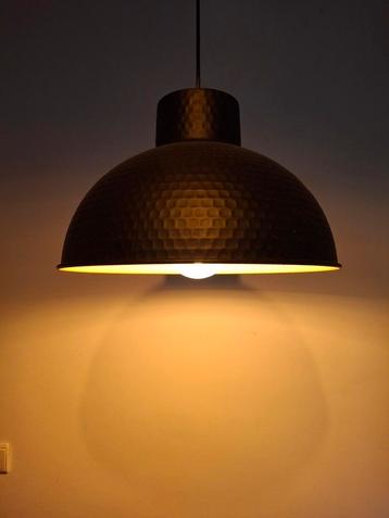 2x hanglamp zwart/goud beschikbaar voor biedingen