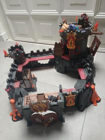 3 legokastelen voor 1 prijs beschikbaar voor biedingen