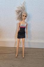 Barbie fashionistas pop mattel zilver 107 haar geschoren, Ophalen of Verzenden, Zo goed als nieuw, Barbie