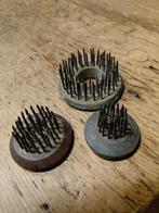 Antieke loden bloemen prikkers., Ophalen of Verzenden