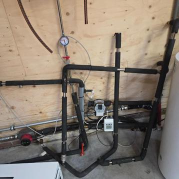 circulatie- en regelsysteem voor warmtepomp of zonneboiler  beschikbaar voor biedingen