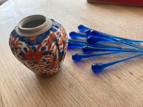 Japans Potje met Bloemenmotief, Antiek en Kunst, Antiek | Keramiek en Aardewerk, Ophalen of Verzenden