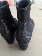 Enkellaarzen zwart met hak 39 zgan Pocco Pazza, Kleding | Dames, Schoenen, Ophalen of Verzenden, Zo goed als nieuw, Zwart