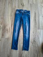 Prachtige blauwe spijkerbroek van Costes, 28-S. Skinny jeans, Blauw, Onb, Ophalen of Verzenden, Onb