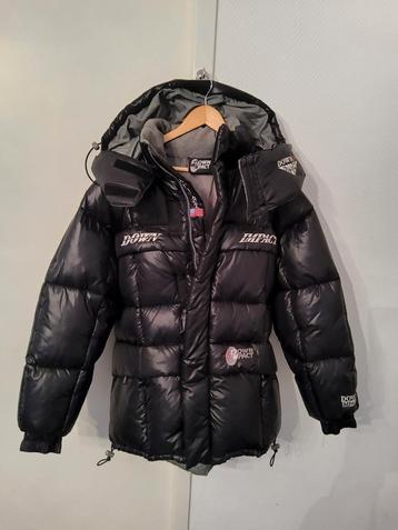 Tekoop winterjas  beschikbaar voor biedingen