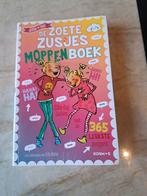 Zoete Zusjes Moppenboek - Gebruikt, Boeken, Ophalen of Verzenden, Gelezen, Janna & Saar, Moppen