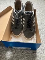 Adidas Aria Sneakers Maat 39 1/3 - Antraciet, Adidas, Ophalen of Verzenden, Grijs, Gedragen