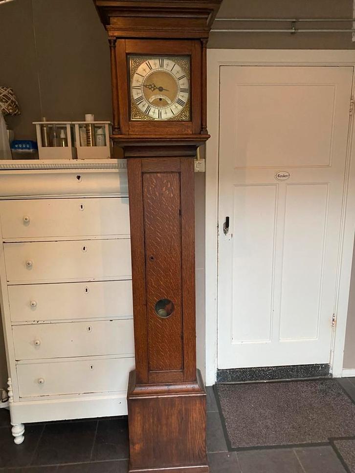 Eiken staande Engelse klok., Antiek en Kunst, Antiek | Klokken, Ophalen of Verzenden