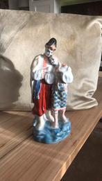 Vintage Hand Painted Couple Russian / Ukraine, Verzamelen, Ophalen of Verzenden, Dier, Zo goed als nieuw