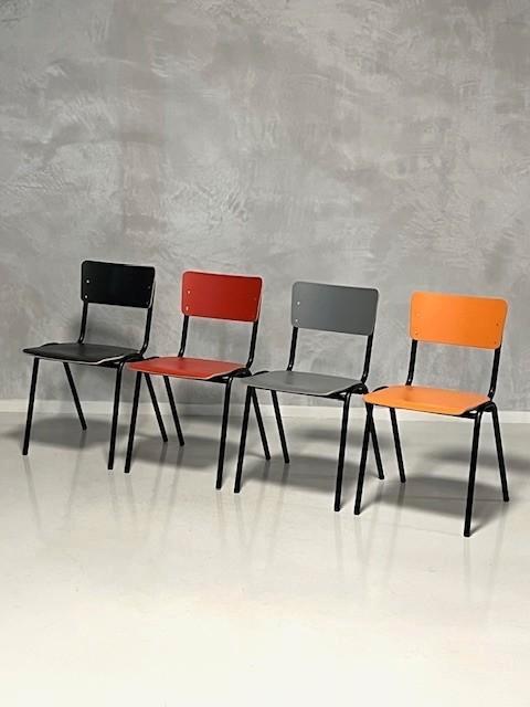 Retro eetkamerstoelen nieuw kantine melamine hout prijs p/st, Huis en Inrichting, Stoelen, Nieuw, Vijf, Zes of meer stoelen, Hout