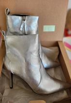 Nieuwe Mango laarzen in maat 39 zilver, Overige kleuren, Lage of Enkellaarzen, Nieuw, Bash Co' Couture