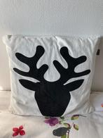 Kussen wit met hert 50x50 - KERST, Ophalen of Verzenden, Gebruikt, Wit, Vierkant