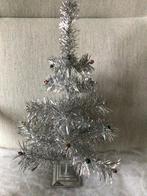 Oud zilverkleurig lametta kerstboompje. Japan. 46 cm., Diversen, Kerst, Ophalen of Verzenden