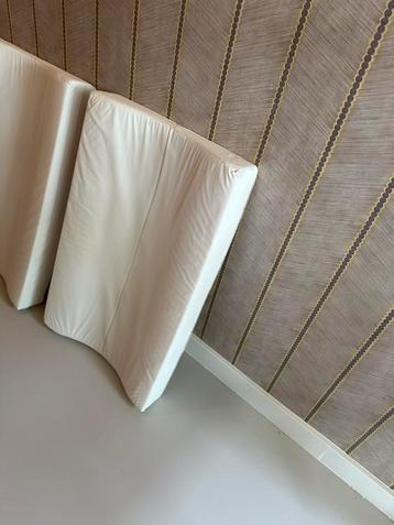 Verschoon kussen zgan beschikbaar voor biedingen