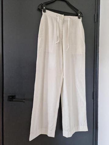 Witte, dunne broek van Court One by Gerry Weber ZGAN Maat 38 beschikbaar voor biedingen